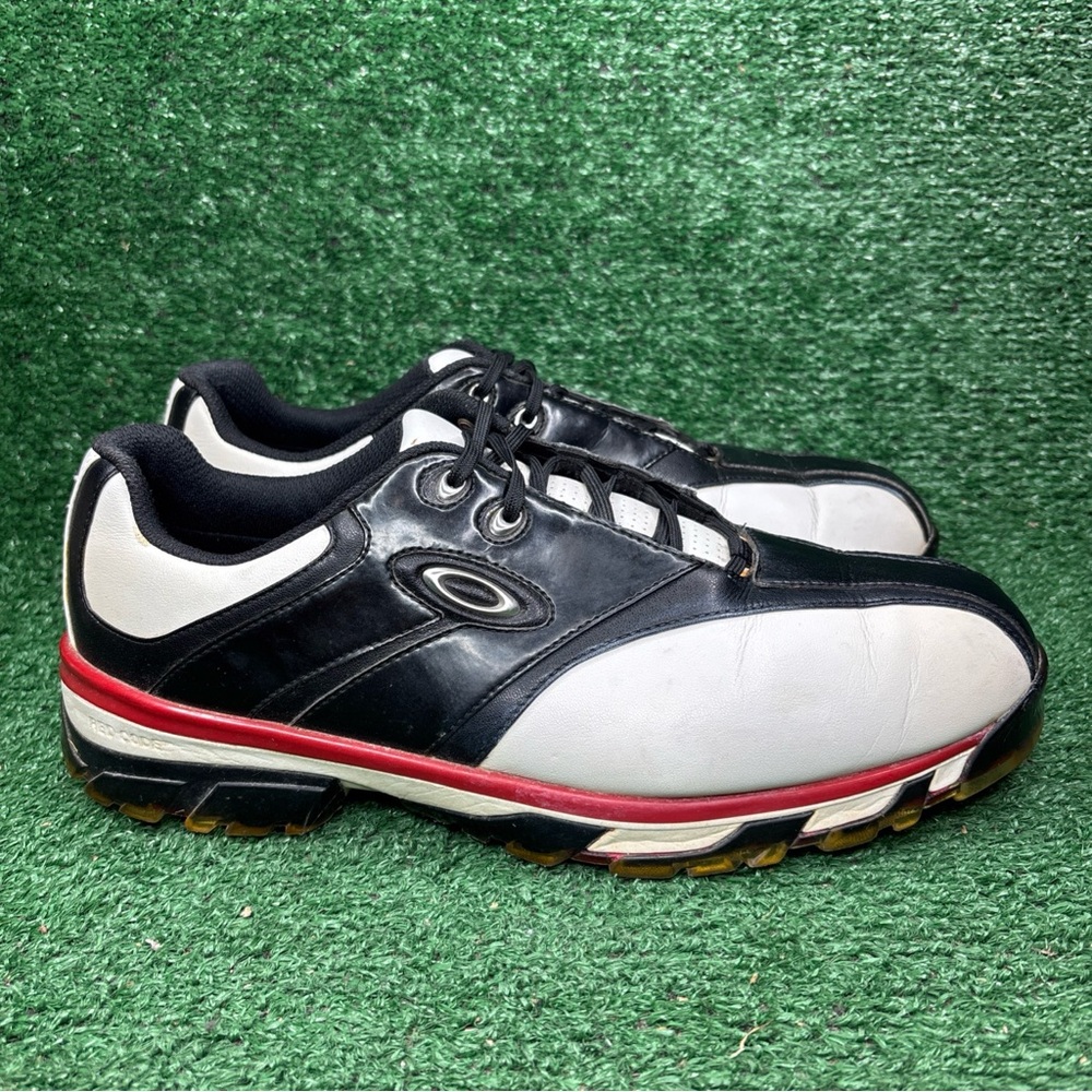 Oakley Golf Shoes Men's Size 11.5 White Black Leather Vintage - Rare‎ - Sample